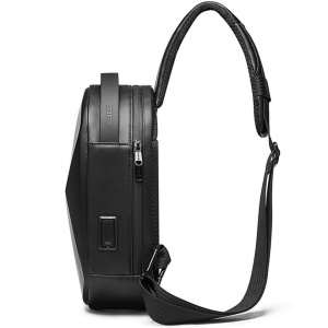 Geanta crossbody tip sling, cu port USB 3.0