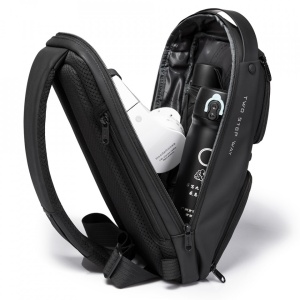 Rucsac crossbody/de umar casual, impermeabil, cu port de incarcare USB si compartiment casti, Bange, Negru - Img 4
