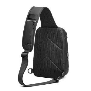 Geanta de umar, de piept sau de mana impermeabila, cu port de incarcare USB, GETICS, 30x19.5x13.5 cm, Neagra - Img 6