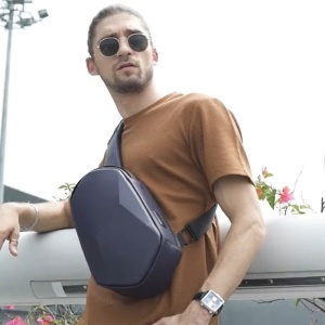 Geanta crossbody, de umar sau de mana tip sling, cu port de incarcare USB 3.0, Bange, 30x11x17 cm, Albastra - Img 4