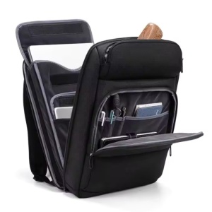 Rucsac laptop 15.6", smart business, compact, impermeabil, cu port de incarcare USB, GETICS, 32x12x47 cm, Negru - Img 2