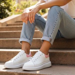Adidași damă albi cu detalii roz MCA W/Pink