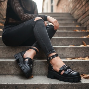 Pantofi Casual / Aysha Pig Negru