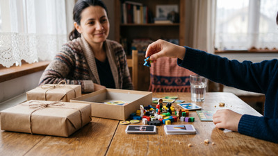 Cadouri educative pentru copii de 8–12 ani: ghidul părintelui sceptic