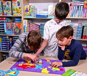 Puzzle Educativ din Spuma EVA - Harta Europei cu Steaguri si Capitale - Img 4