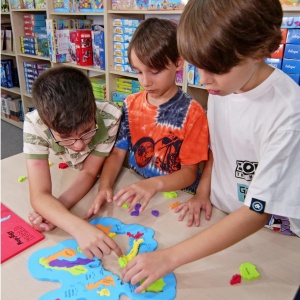 Puzzle Educativ din Spuma EVA - Harta Europei cu Steaguri si Capitale - Img 9