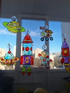 Set Creativ Decoratiuni de Pictat pentru Fereastra - Rocket - Img 7