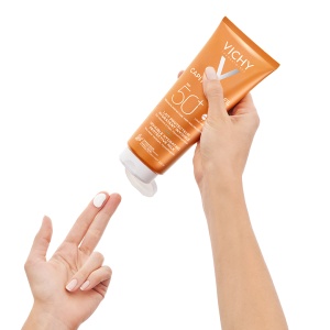 Lapte hidratant cu protectie solara SPF 50+ pentru fata si corp Capital Soleil, 300 ml, Vichy - Img 3