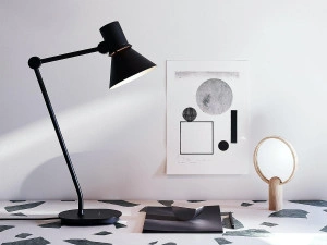 Type 80 Desk Lamp [DEMO] - Img 3