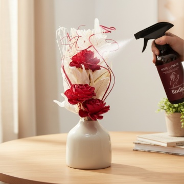 parfumare aranjament floral cu spray Note Urbane