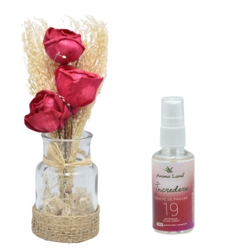 Aranjament floral Roșu în vas de sticlă + spray cadou Fructe de Pădure