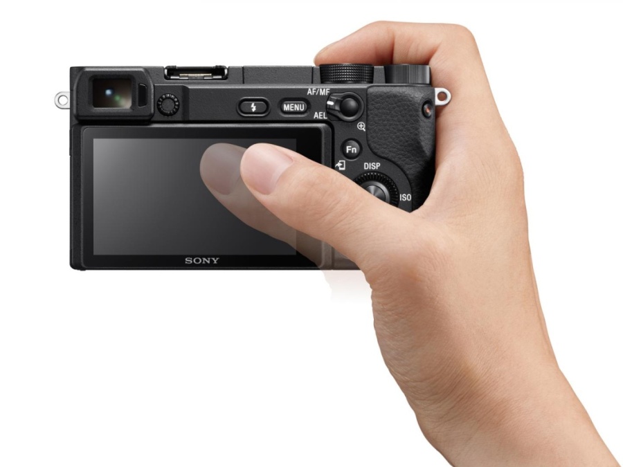 Kit SONY Alpha A6400 Mirrorless 24.2MP, ISO 32000 (Extins: 102400), 1/4000s, 4K @30fps, SD/SDHC/SDXC, Rafala 11cps, WiFi/Bluetooth/NFC, Senzor APS-C, Montura Sony E, Obiectiv 16-50mm, F3.5-5.6 - Img 4