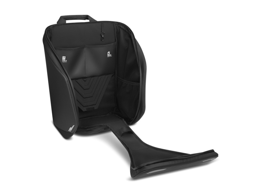 Rucsac Lenovo Legion 16 Armored GB900 pentru laptop de gaming de 16 inch; fabricat din poliester, cu invelis exterior din poliuretan; potrivit pentru dispozitive cu dimensiuni de pana la: 36 cm x 2.4 cm x 29 cm; greutate: 1.3kg; culoare: negru - Img 7
