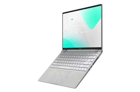 Gigabyte AERO 14 OLED BMF-H2EEBB3SH Notebook, Windows 11 Home Preinstalat, Procesor: i7-13700H, Placa video: NVIDIA® GeForce RTX™ 4050 Laptop GPU 6GB GDDR6, Display: 14.0" Thin Bezel 2.8K QHD+ 2880x1800 OLED 16:10, Memorie: 16GB LPDDR5, Capacitate