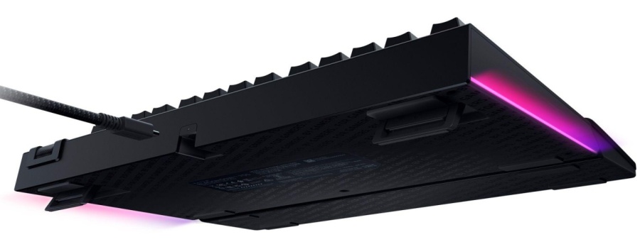 Tastatura mecanica gaming BlackWidow V4 75%, taste ABS, layout Intls. US (ISO),iluminare RGB, cu 6 butoane customizabile, suport pentru incheietura magnetic, negru - Img 3