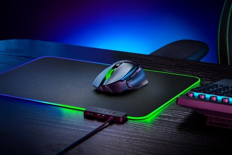 Mouse Razer Basilisk V3 X HyperSpeed, rezolutie 18000 DPI, iluminare RGB Chroma, senzor Razer™ 5G Advanced 18K DPI Optical Sensor, durata de viata baterie pana la 285 ore (hyperspeed), pana la 535 ore (bluetooth), negru - Img 7