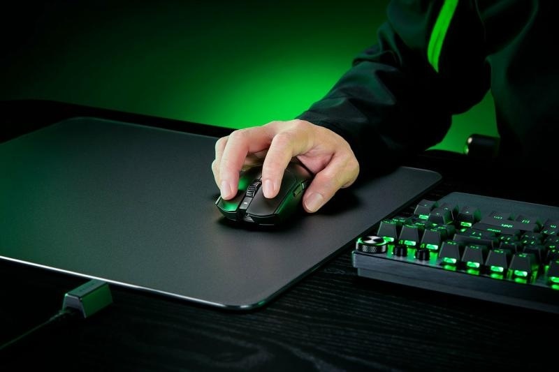 Mouse Razer Viper V3 Pro, rezolutie maxima 35000 DPI, durata de viata baterie pana 95 hours la 1000 Hz, pana la 62 pre la 2000 Hz, pana la 40 ore la 4000 Hz pana la ore la 8000 Hz, negru - Img 8