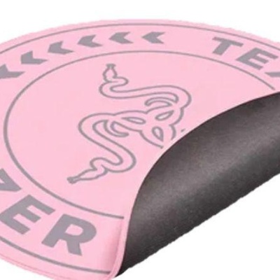 Covor de podea Razer Team, stratul superior: 100% catifea din poliester reciclat, stratul central: 100% material netesut reciclat, stratul inferior: strat de bază antiderapant din silicon, roz - Img 2