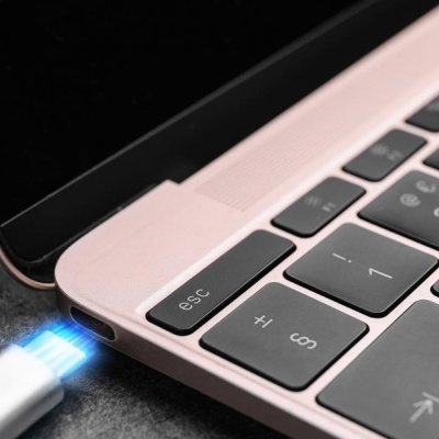 D-Link DUB-2335 6-in-1 USB-C Hub with HDMI, Gigabit Ethernet and power delivery, 1* USB-C connector, 1* HDMI Port, 3* USB Type- APort (USB 3.0), 1* Gigabit Ethernet, 1* USB-C powerdelivery. - Img 8