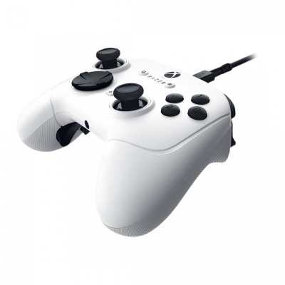 Controller cu fir Razer Wolverine V3 Tournament Edition, compatibil XBOX & PC, butoane de actiune mecanice Razer Mecha Tactile, butoane analogice Anti-drift Hall, lungime cablu 3m, interfata USB-C la USB-A, alb - Img 3