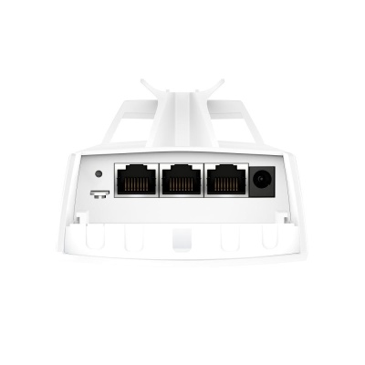TP-Link EAP211-BRIDGE KIT Access Point 5Ghz 867 Mbps Indoor/Outdoor, Interfață: 3x Gigabit Ethernet PortsAlimentare: 12V DC / 24V Passive PoE (Passive PoE adapter included.), Dimensiuni: 224 × 79 × 60 mm, 2 x antene interne, Whaterproof: IP65, Kit - Img 2