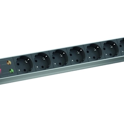 Bachmann IT PDU 8x prize Schuko ,protectie supratensiune , 2m, in Schuko, negru, Aluminiu