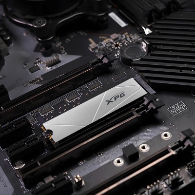 SSD ADATA 1TB M.2 AGAMMIXS60-512G-CS PCIE Gen4 x4, NVME 1.4, reading speed up to 5000MB/s, writing speed up to 4200MB/s - Img 6