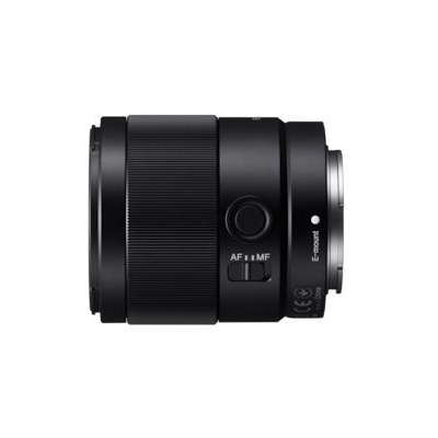 Sony FE 35 MM F1.8. Componentă pentru: MILC, Structura lentilelor: 11/9, Cea mai apropiata distanţă de focalizare: 0,22 m. Compatibilitate mărci aparate foto: Sony, Mărire maximă: 0,24x, Tip capac lentile: Parasolar obiectiv detașabil. Culoarea - Img 3