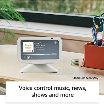 Amazon Echo Show 5 (3rd Gen, 2023 release) - Glacier White - Img 3
