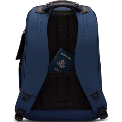 Lenovo ThinkPad Executive 16" Backpack, 22L capacity, 36.2 x 25.3 x 2.2 cm, 1.8kg, Outside Fabric Material: polyester 88%, leather 12%, Navy - Img 6