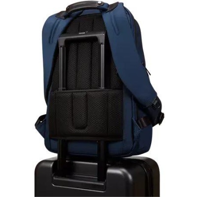 Lenovo ThinkPad Executive 16" Backpack, 22L capacity, 36.2 x 25.3 x 2.2 cm, 1.8kg, Outside Fabric Material: polyester 88%, leather 12%, Navy - Img 8