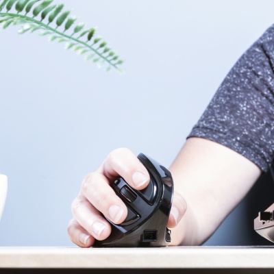 Mouse Trust Voxx, Rechargeable Ergonomic Wireless, negru - Img 16
