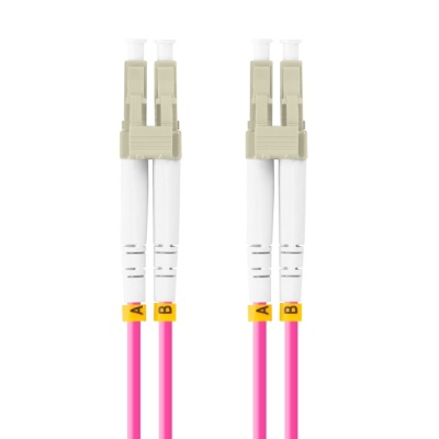 Patch cord fibră MM LC/UPC-LC/UPC duplex 10 m LSZH OM4 50/125 3,0 mm violet