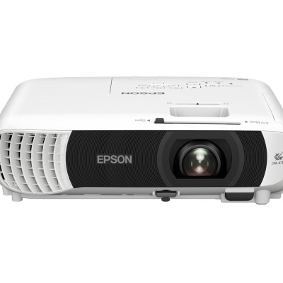 PROJECTOR EPSON EB-FH08, Tehnologie 3LCD, Luminozitate; 3600 Lumeni, Rezolutie: FullHD 1080p, Aspect 16:9, Sursa lumina: Lampa, Durata de viata lampa: 6.000h, 12.000h eco mode, Contrast: 16.000:1, Refresh rate: 192 Hz - 240 Hz, Interfata; USB 2.0 Type B