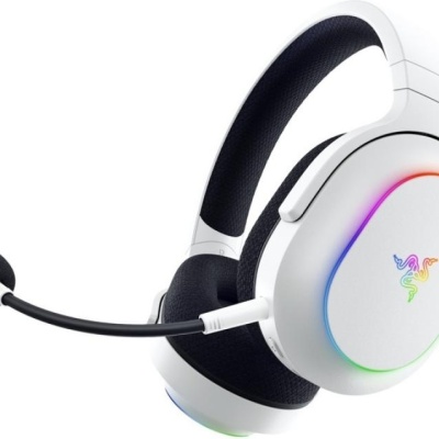 Casti Razer Barracuda X Chroma, wireless, bluetooth, frecventa raspuns 20 Hz – 20 kHz, conectivitate 2.4 GHz Wireless/Bluetooth, microfon unirectional detasabil, frecventa de raspuns microfon: 100 Hz - 10 kHz, autonomie pana la 70h (iluminare oprita,