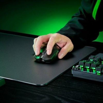 Mouse Razer Viper V3 Pro, rezolutie maxima 35000 DPI, durata de viata baterie pana 95 hours la 1000 Hz, pana la 62 pre la 2000 Hz, pana la 40 ore la 4000 Hz pana la ore la 8000 Hz, negru - Img 8