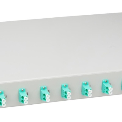 Splicebox, 4 fibre,LC,50/125?m OM3, culisant,19",1UV , ECO