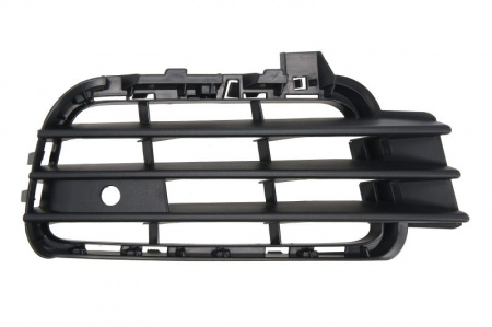 Grila laterala partea dreapta compatibila cu VW Touareg II 2010-2014 cu orificii ale senzorului de parcare