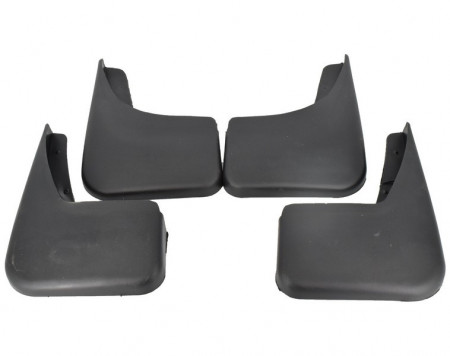 Set 4 bucati aparatori noroi dedicate VW JETTA 2003-2010