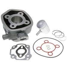 Set motor , cilindru , piston, segmenti si set garnituri 2T , racire pe apa, capacitate 80cc compatibil cu APRILIA RALLY, SR; MALAGUTI F12, F12R, F15; YAMAHA CS, YQ 50 1994-2015
