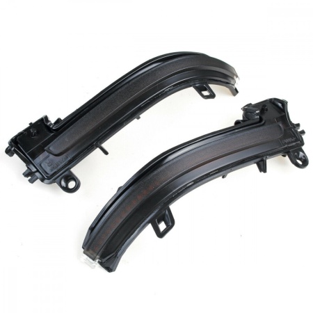 Set 2 Lampi Semnalizari dinamice Oglinzi compatibil cu BMW 1 F20 F21 2011-2018 BMW 2 F22 F23 2013- BMW 3 F30 F31 2011-2018 BMW 4 F32 F33 F36 2013-2018 BMW X1 E84 2012-2014, fumurii