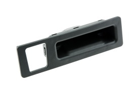Comutator Buton Haion Portbagaj compatibil cu BMW Seria 2 F45 2013-, Seria 3 F30 F31 2011-, Seria 5 F10 F11 2010-, X3 F25 2010-, X5 F15 2013-, X6 F16 2014- pentru modele echipate cu camera de marsarier
