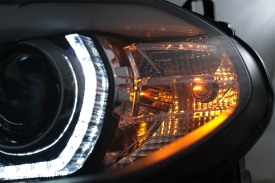 Faruri Xenon Angel Eyes 3D Dual Halo Rims LED DRL compatibil cu BMW X5 E70 2007-2010 Negru - Img 9