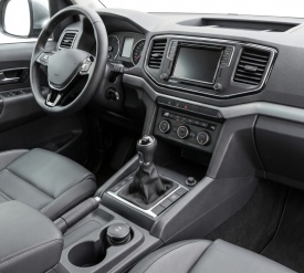 Nuca schimbator de viteze cu rama si manson piele ecologica compatibil cu VW Amarok 2010-2022, 6 trepte, culoare negru cu crom - Img 4
