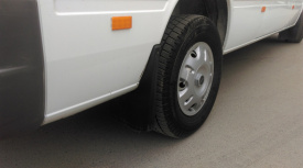 Set 2 aparatori noroi compatibile cu VW LT 1996-2006, punte fata, punte spate - Img 2