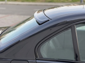 Eleron luneta compatibil cu BMW Seria 5 E39 1995-2003, culoare negru lucios - Img 4