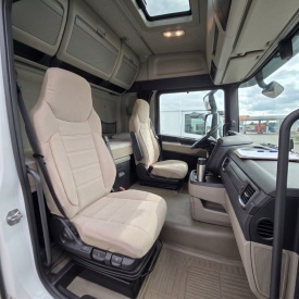 Set huse scaune camion compatibile MAN TGX 2007-2020, catifea crem - Img 3