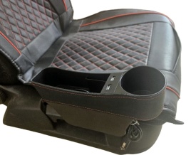 Organizator auto cu suport de pahar si 2 USB, negru cu cusatura rosie - Img 3