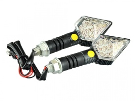 Set 2 lampi de semnalizare moto romb, LED, 12V , carbon, prindere cu surub M10