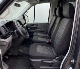 Set huse scaune auto fata 2+1 compatibile cu VW Crafter 2017->, material textil, negru cu gri model sageti, Van, Doka